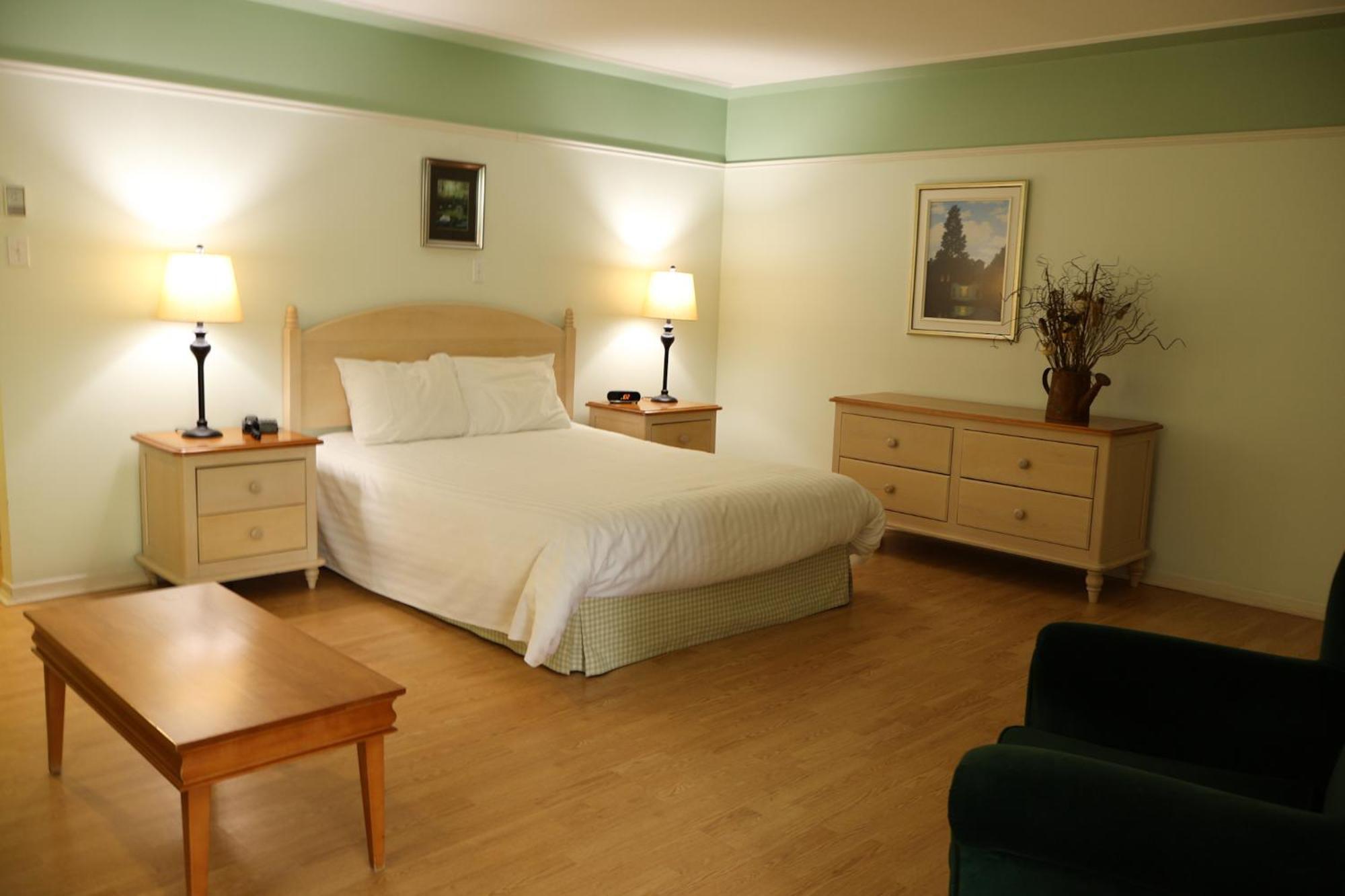 Hotel Au Petit Berger Ла-Мальбе Экстерьер фото