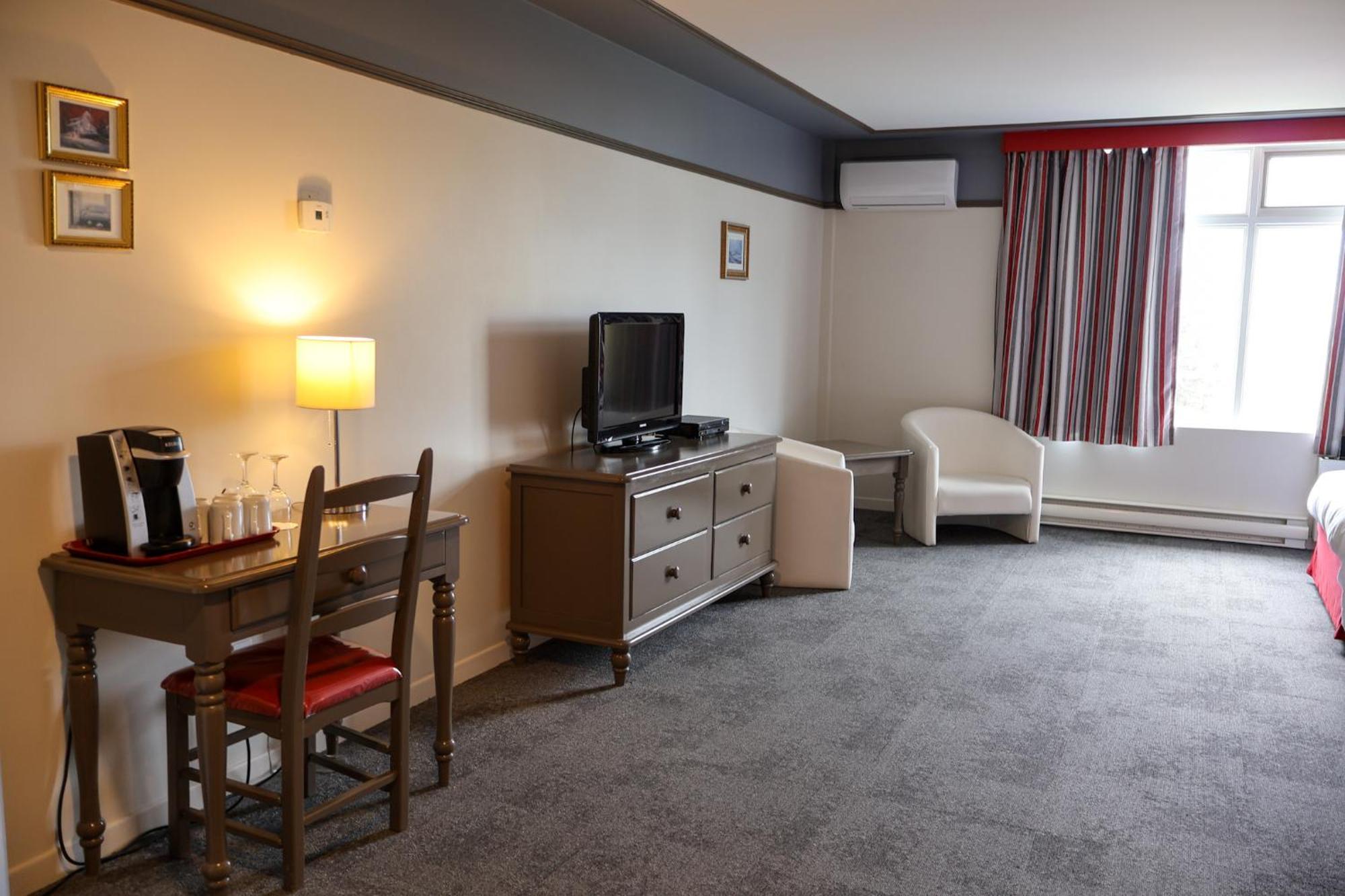 Hotel Au Petit Berger Ла-Мальбе Экстерьер фото
